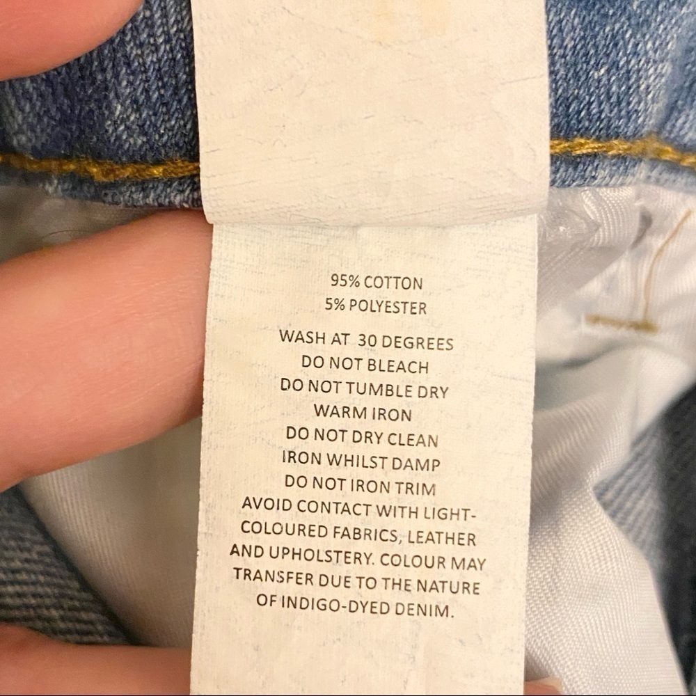 Boohoo NWT Sophie High Waist Distressed Jeans Women Light Wash Ripped Straight 2 - Picture 10 of 16